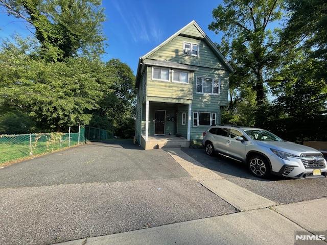 Commuters delight two bedrooms 1st floor Unit in a two-family house. LR, EIK with new stove, hood to be installed and a refrigerator. Pantry. Bedroom one with 2 big closets, bedroom 2 with spacious closet. 1 FBTH, door to the big deck and use of backyard. Parking space is included. Tenant pays for all utilities except water. W/D in the basement. Bust stop at your doorsteps. Close to schools, and Leonia's downtown shops and restaurants. Walk to Overpeck Park. Tenant is responsible for show removal on his own driveway. Credit check and interview is required. Proof if identity, employment and two most recent pay stubs. No pets allowed.