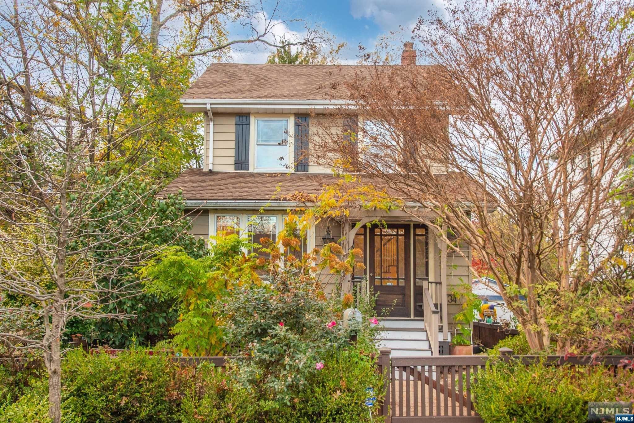 Great curb appeal and an enclosed front porch welcomes you to this turn key 3 bedroom Colonial on a quiet street in sought after Glen Ridge. A wide entry way to the living room and generously sized dining room with cabinets provides an open feel and great flow. Updated kitchen with stainless steel appliances. The finished basement offers work or play space. Additional space in walk up finished attic. Two car garage and deep backyard with deck and pergola add to the appeal of this very charming home.