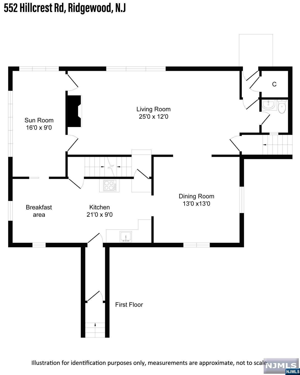Main image without alt text