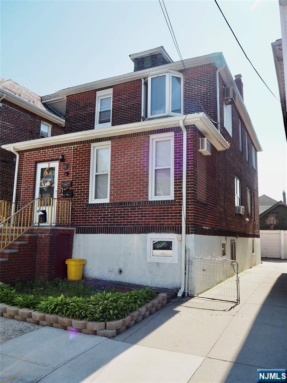 Call John Freitag 201-694-4971 Bright and freshly painted ground floor apartment including living room, kitchen, bedroom and bathroom. Also includes a shared backyard.