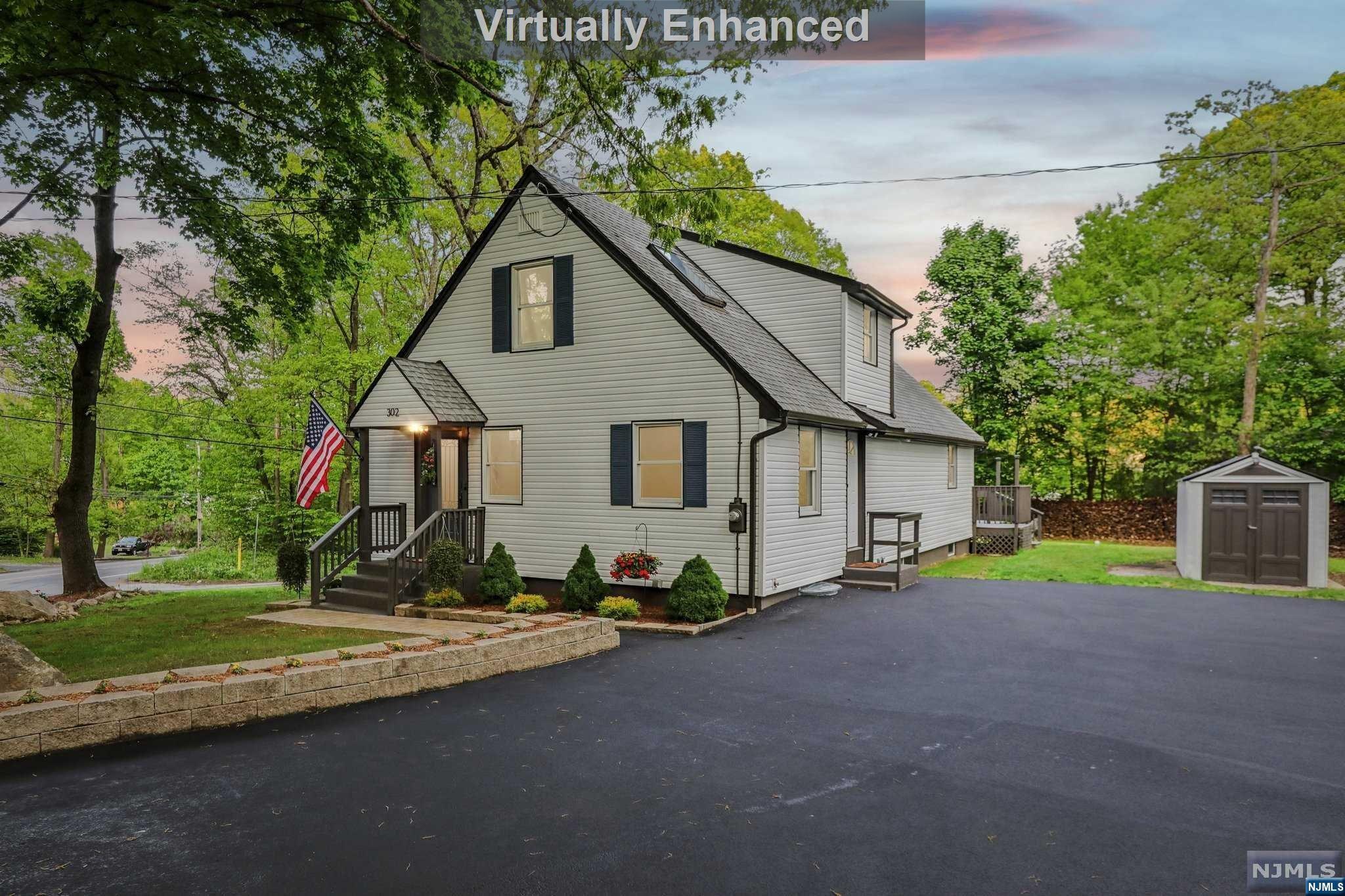 Experience elegance and comfort in this beautifully renovated home! Renovated in 2024, this gem features 3 bedrooms alongside two additional BONUS room. Enjoy the seamless flow of open spaces, a finished basement offering endless possibilities, and the convenience of 2 bedrooms on each floor. Indulge in 2 full bathrooms, an enchanting electric fireplace, and as a cherry on top, a BONUS TV to seal the deal awaits you as part of the package. Embrace the newness and grandeur of this home, complete with exclusive parking amenities ready for your arrival. *Do not allow the external appearance to deceive you; the interior of the house is more expansive than it appears.