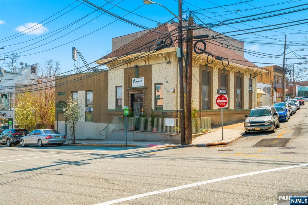 Excellent investment opportunity in the heart of the Edgewater community! This property is priced to sell and represents a prime location for a medical office, professional space, or a restaurant. The existing building offers over 4,000 sqft of space, plus an additional 3,500 sqft of basement space. It is ideally situated within walking distance to Whole Foods, the Edgewater Ferry, and NYC bus transportation, and is just one block away from River Road. Whether you are looking to utilize the existing structure or build your dream property, this is a fantastic opportunity. The seller is highly motivated and ready to move forward. Please let me know if you would like more information or if you are interested in scheduling a viewing.