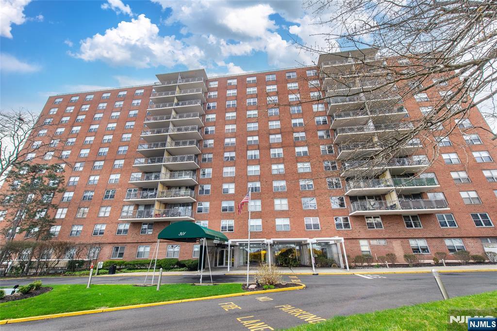 Welcome to the gorgeous Executive house of Hackensack! Located just steps away to Hackensack University Medical Center and express transit into NYC, the location is truly unbeatable! This 2 bdr, 2 full bath unit on the 9th floor, boasts approximately 1,349 square feet. Enjoy a cup of morning coffee on your beautifully tiled terrace or host a lovely dinner party in your spacious open floor plan living and dining room area with additional breakfast nook! Plenty of closet space throughout for ample storage with generous sized bedrooms including a large primary with a full walk-in closet and private bath! Feel the luxury of a 24 hour doorman, guest parking, deeded parking, outdoor pool, and much more. Additionally, all utilities (electric, heat, hot water) are included in your monthly HOA dues! A truly wonderful unit that only so rarely comes on the market. Schedule your private tour today!
