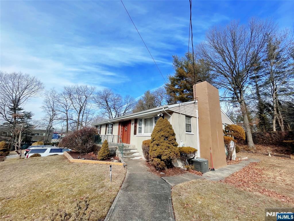 This is a 4-bedroom, 2-and-1/2 bath raised ranch home in Paramus! It is located on quiet Dead Street. The main floor features a large living room with a fireplace, a bright formal dining room with a skylight, a spacious kitchen, and 3 beds with 1&1/2bath, hardwood floor, The lower floor has a bed, f bath and family room, an attached garage, parking space, laundry room. The exterior features of the home include a rear yard and patio area and plenty of off-street parking!