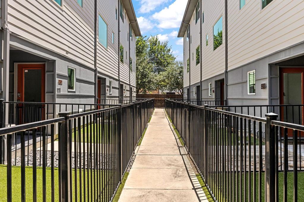 Bryan Heights Condos Bldg 7 - Residential