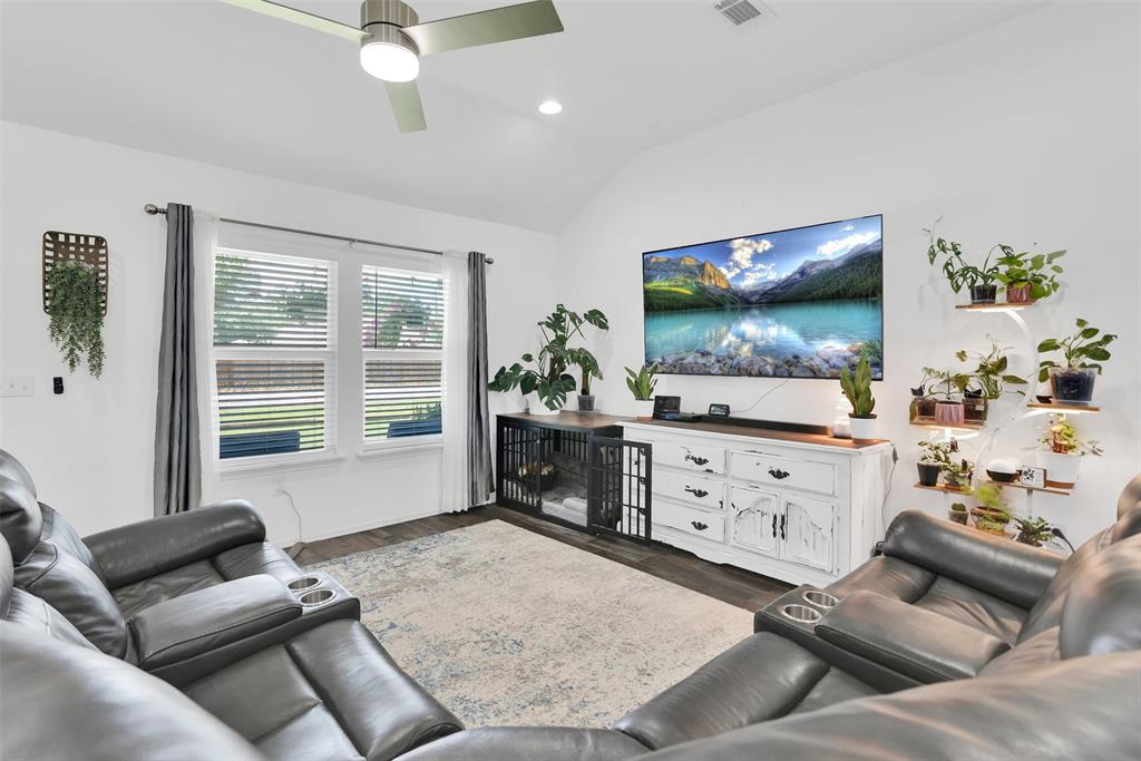 Simmons Shores - Residential