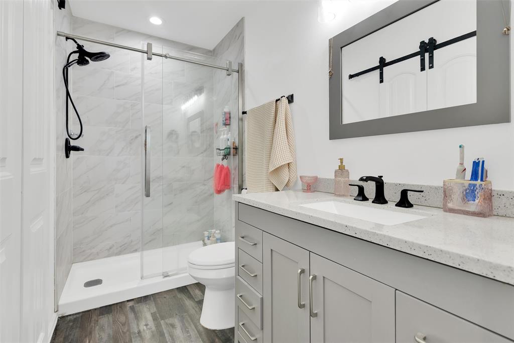 Simmons Shores - Residential