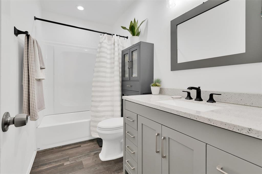 Simmons Shores - Residential