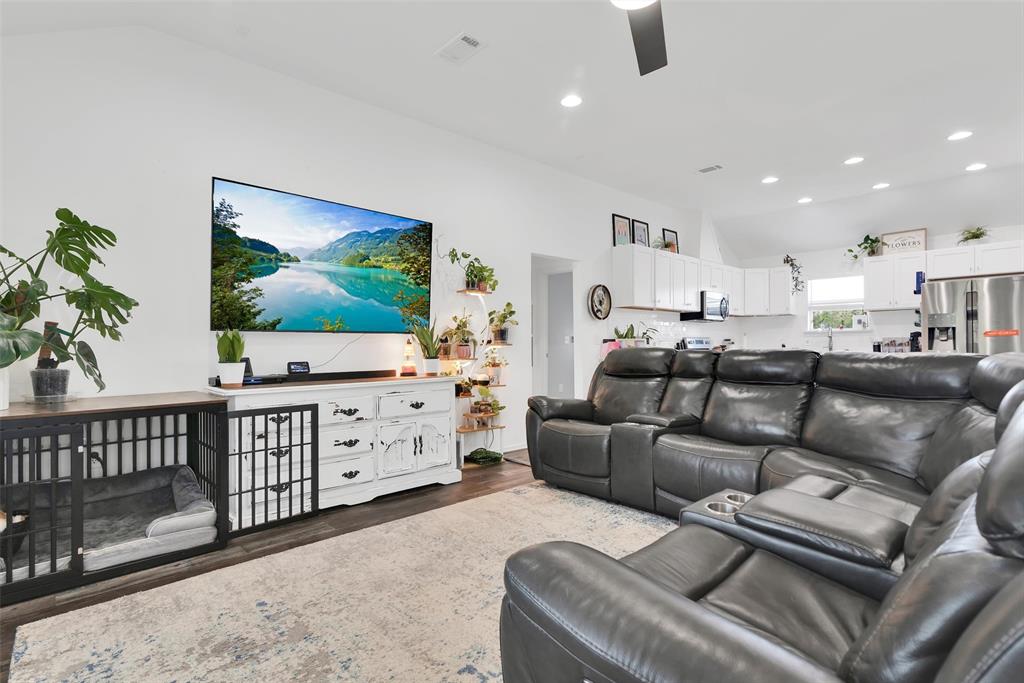 Simmons Shores - Residential