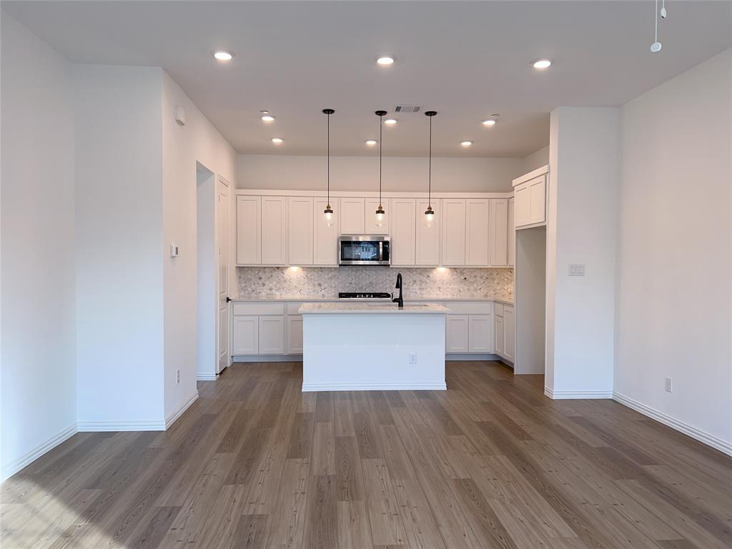 Lexington Estate Ph 1 - Residential Lease