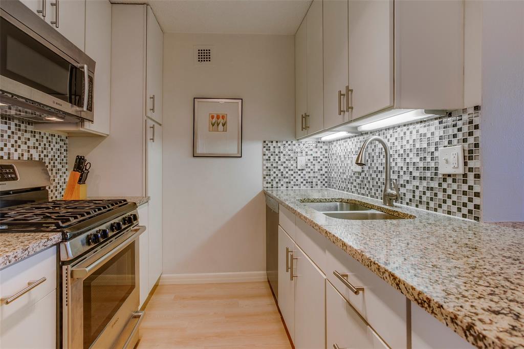 Twenty-One Turtle Creek Condos - Residential
