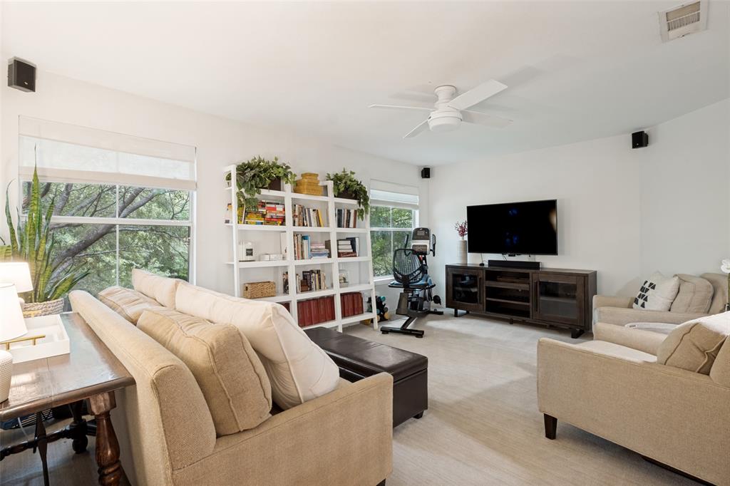 Enclave At White Rock Ph 02 - Residential