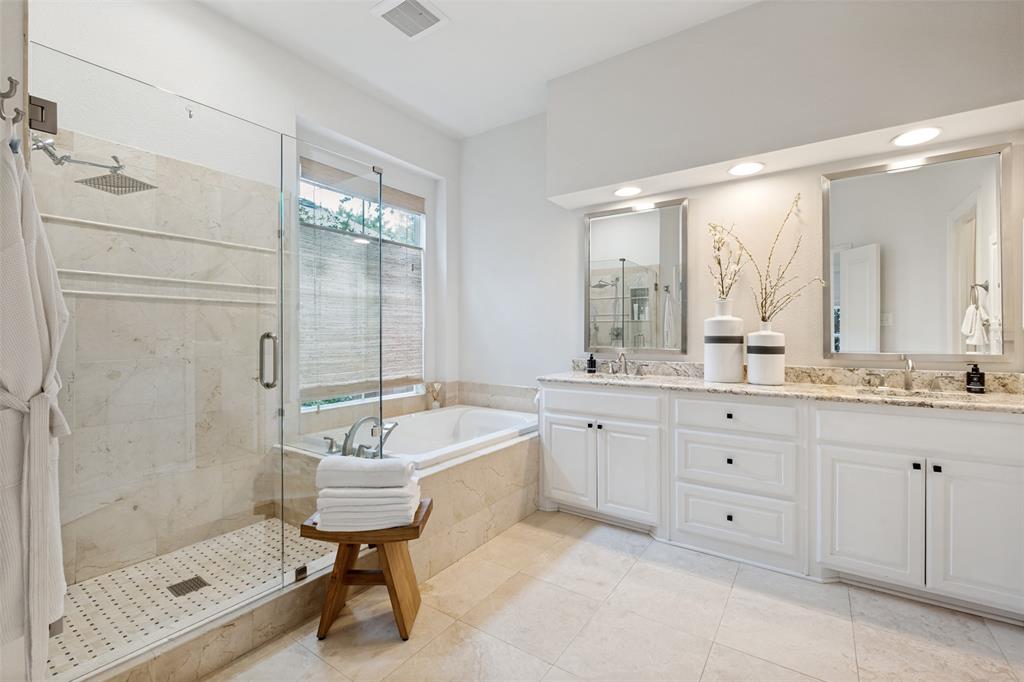 Enclave At White Rock Ph 02 - Residential
