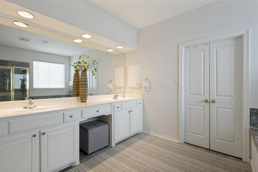 Enclave At White Rock Ph 02 - Residential