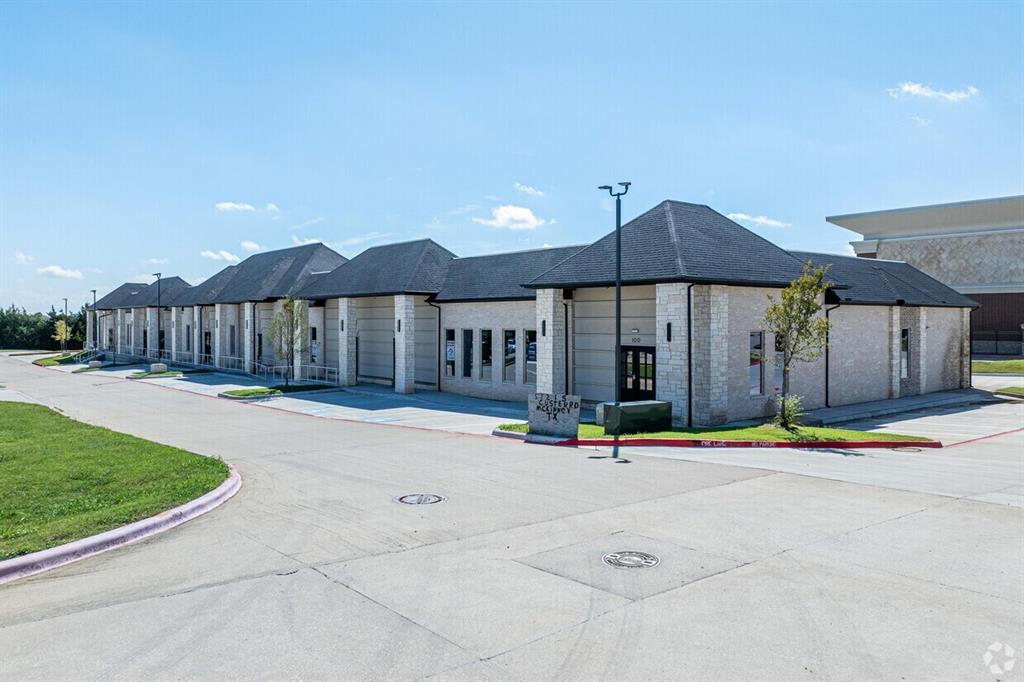 S13608 - Commercial Sale