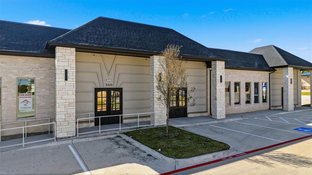 S13608 - Commercial Sale