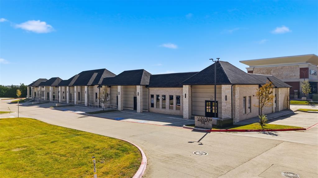 S13608 - Commercial Sale