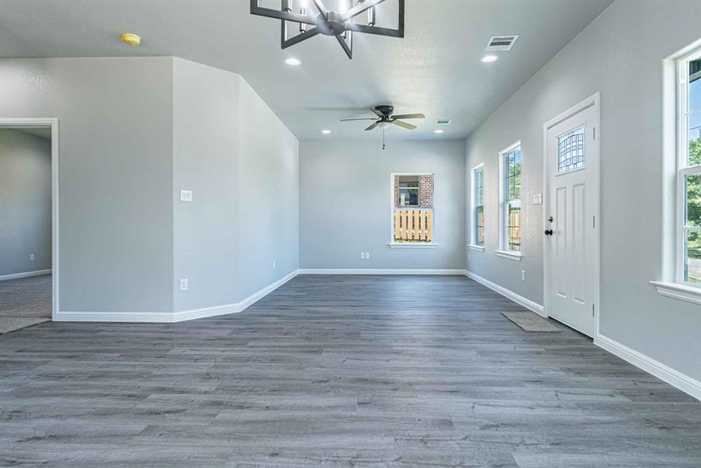 Oak Trail Shores Sec E - Residential