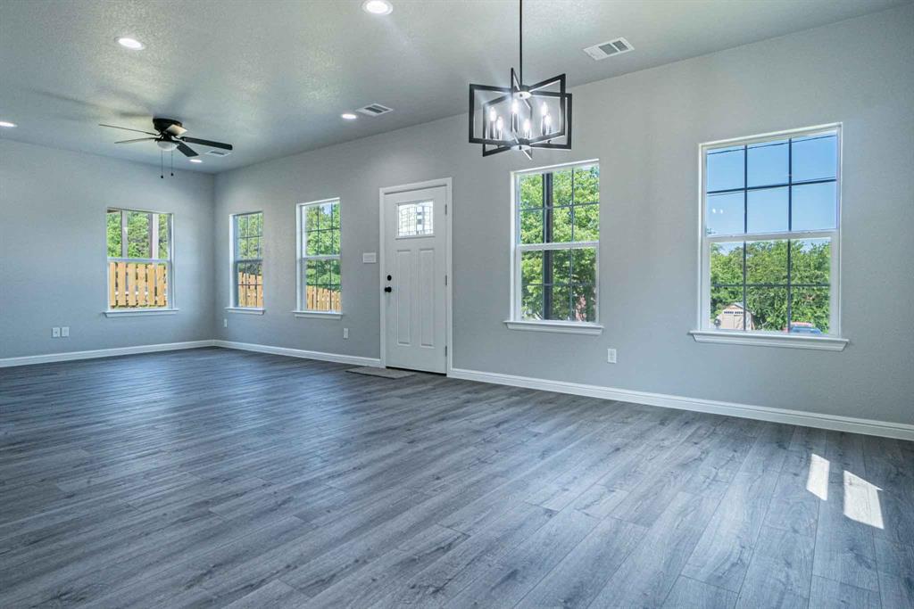 Oak Trail Shores Sec E - Residential