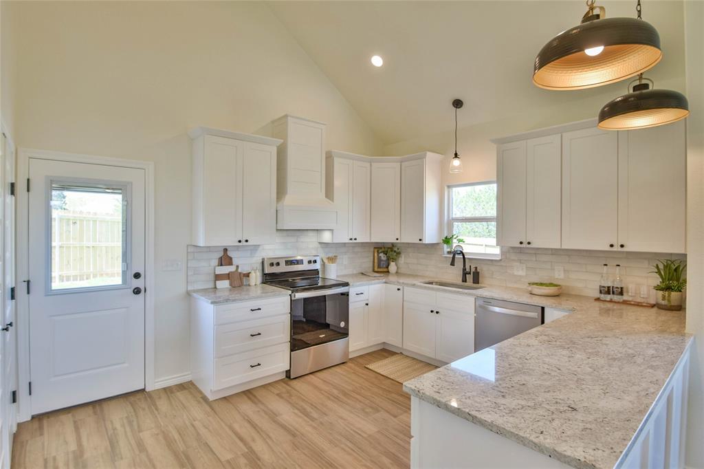 Canyon Creek III - Residential