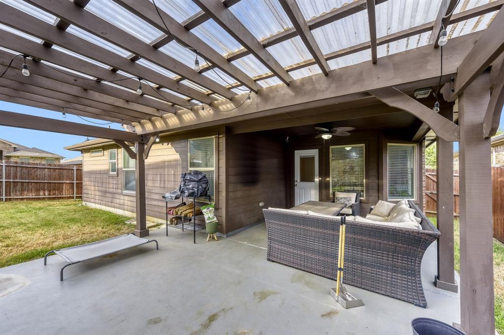 Trinity Oaks - Residential
