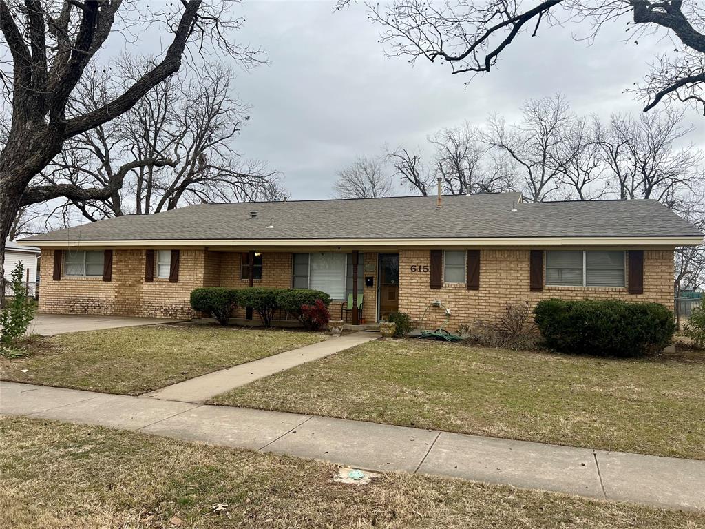 This home boasts over 2,000 sq. ft. of living space and offers four bedrooms, a spacious family room, formal dining area, and an eat-in kitchen, along with a huge yet cozy living room. The home includes two full baths, an office. One bedroom and the office are tucked away in a private area, making them ideal for guests or a multi-family living arrangement. Additional parking is available at the rear of the home with alley access, plus an extended front driveway that leads to the back. If you’re looking for a home with generous square footage and unlimited possibilities, don’t miss this one.