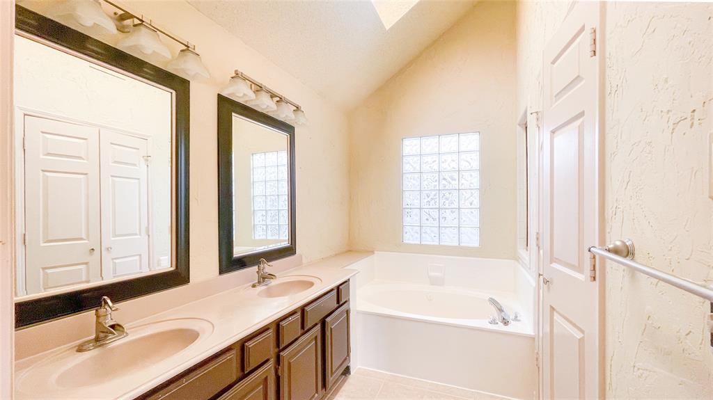 Santa Fe Trace - Residential Lease