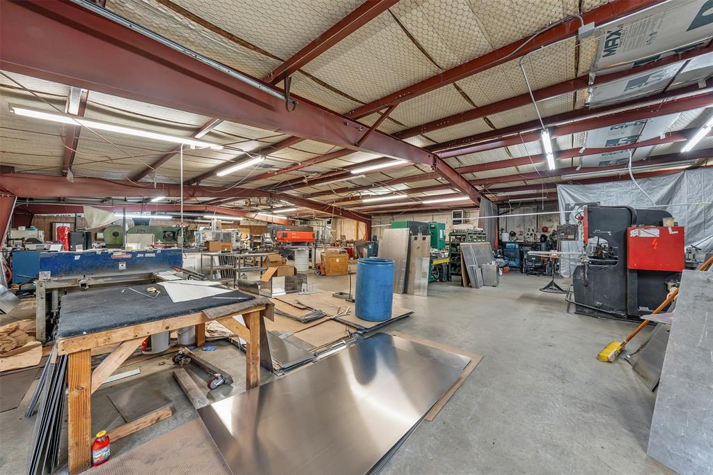 Southpoint Ind. Park - Commercial Sale