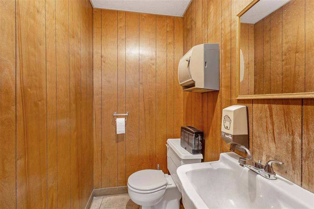 Southpoint Ind. Park - Commercial Sale