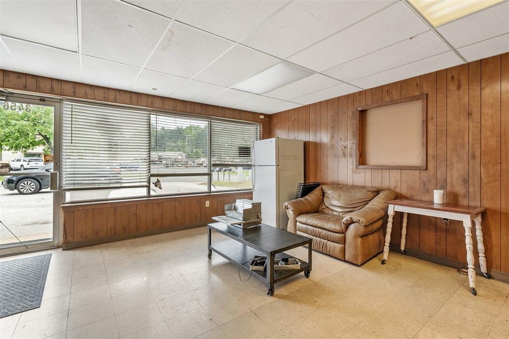 Southpoint Ind. Park - Commercial Sale