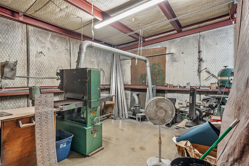 Southpoint Ind. Park - Commercial Sale