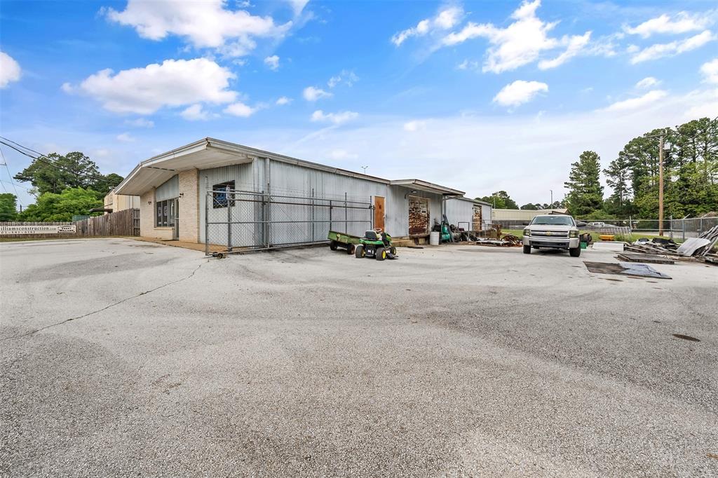 Southpoint Ind. Park - Commercial Sale