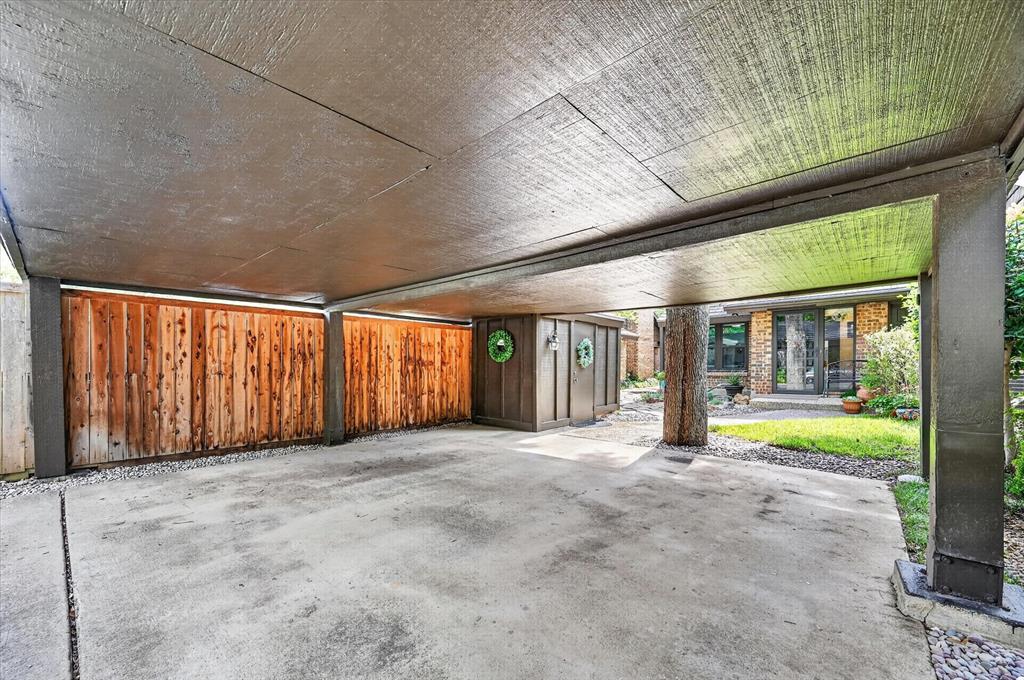 Hillcrest Villa Condos - Residential