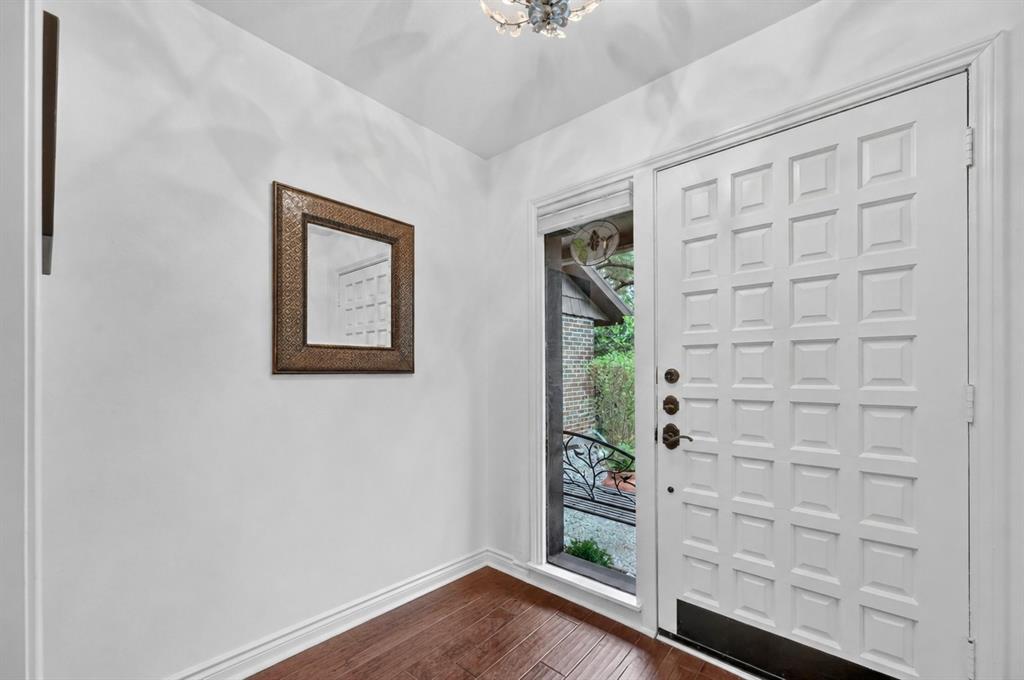 Hillcrest Villa Condos - Residential