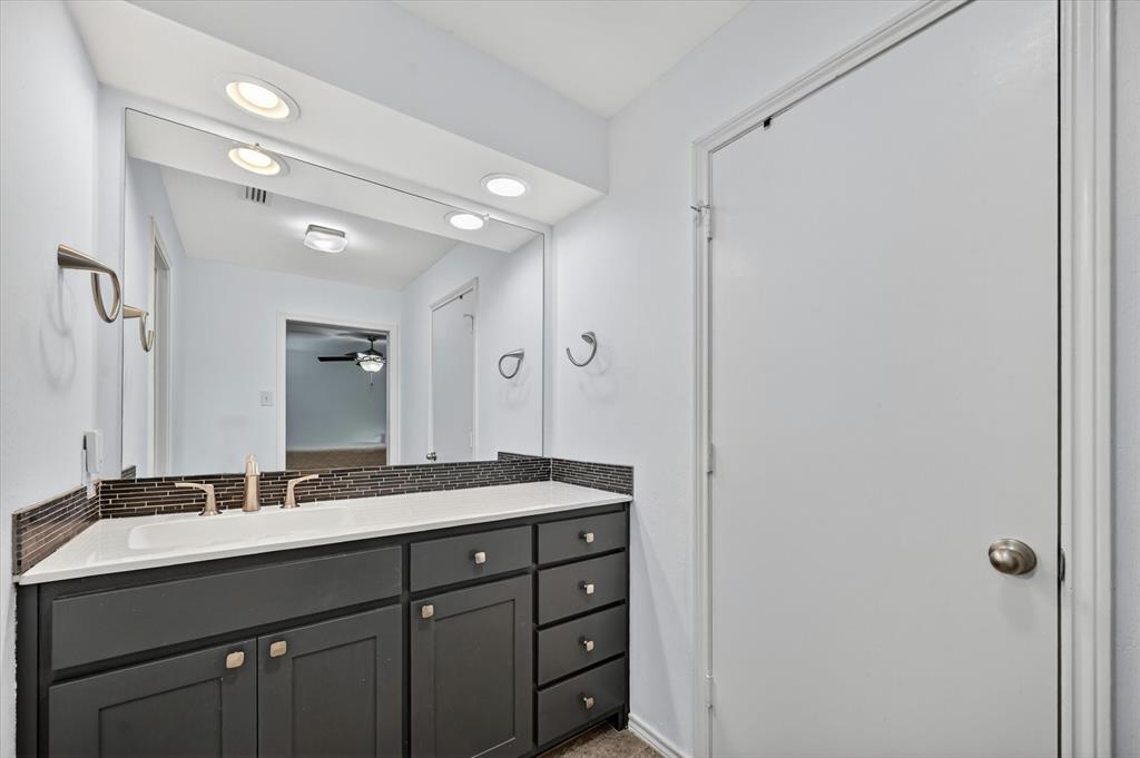 Hillcrest Villa Condos - Residential