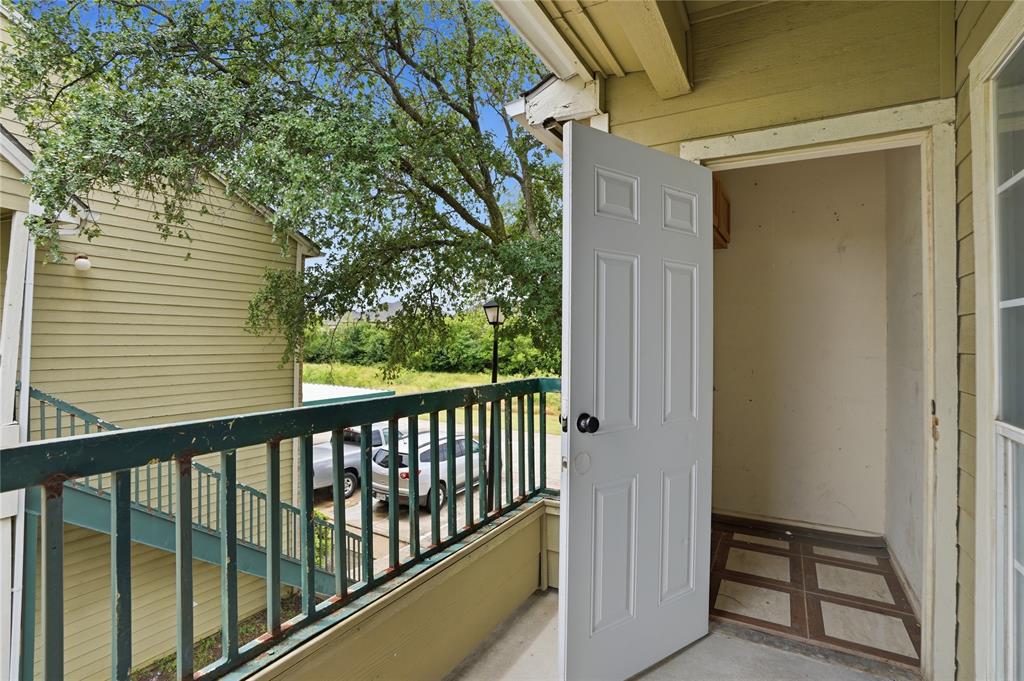 Oaks On The Ridge Condo - Residential
