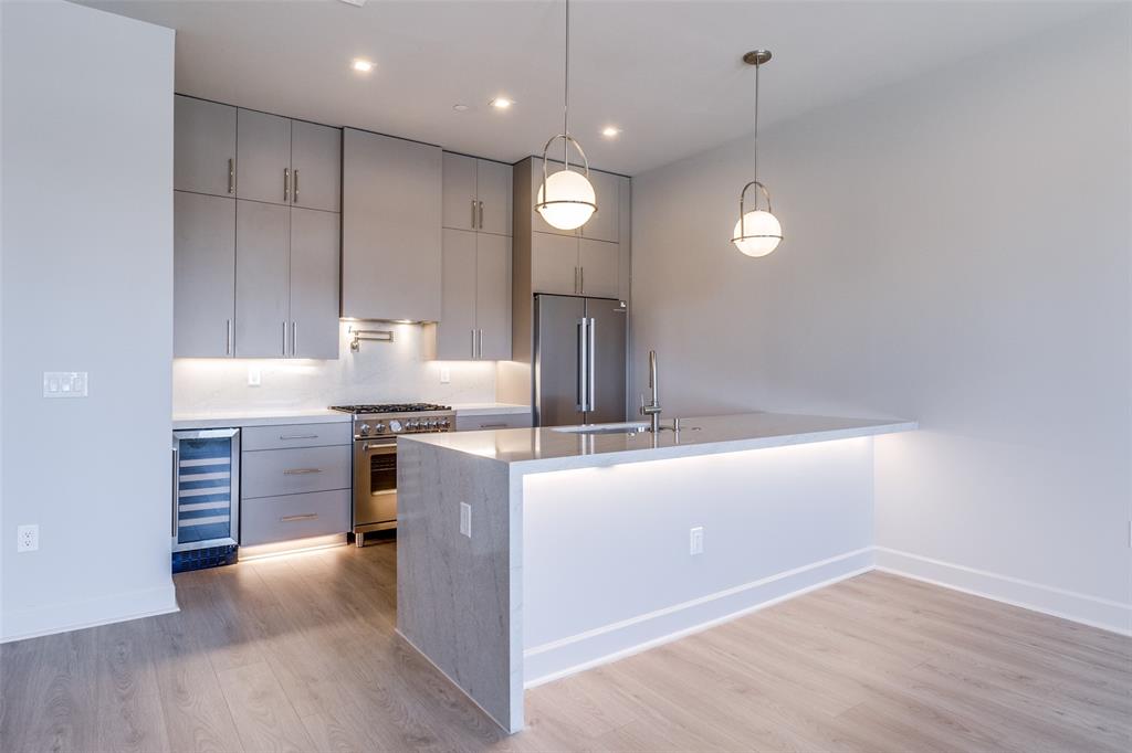 Mansfield R A - Residential