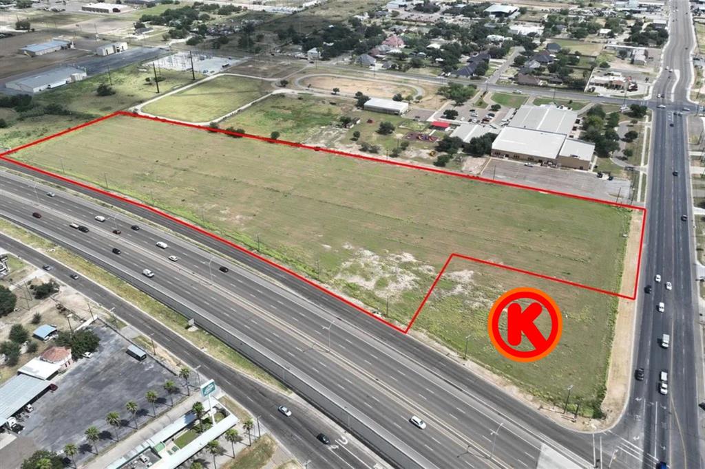 Excellent 9.+ acre lot with ample frontage along I-2 service road and or fronting on La Homa. Property has good depth for many commercial or mixed use development options. Located within the fast growing South Texas market area of Palmview, TX. Pad Sites also available as well as a potential 4.0 acre multifamily site subject to city approval. A new Circle K will be built on the hard corner of La Homa & Highway 83..
Some commercial zoning is in place, the remainder is unzoned. City of Palmview to be consulted for all critical questions.

New Circle K is coming to the hard corner at Service Road and La Homa.