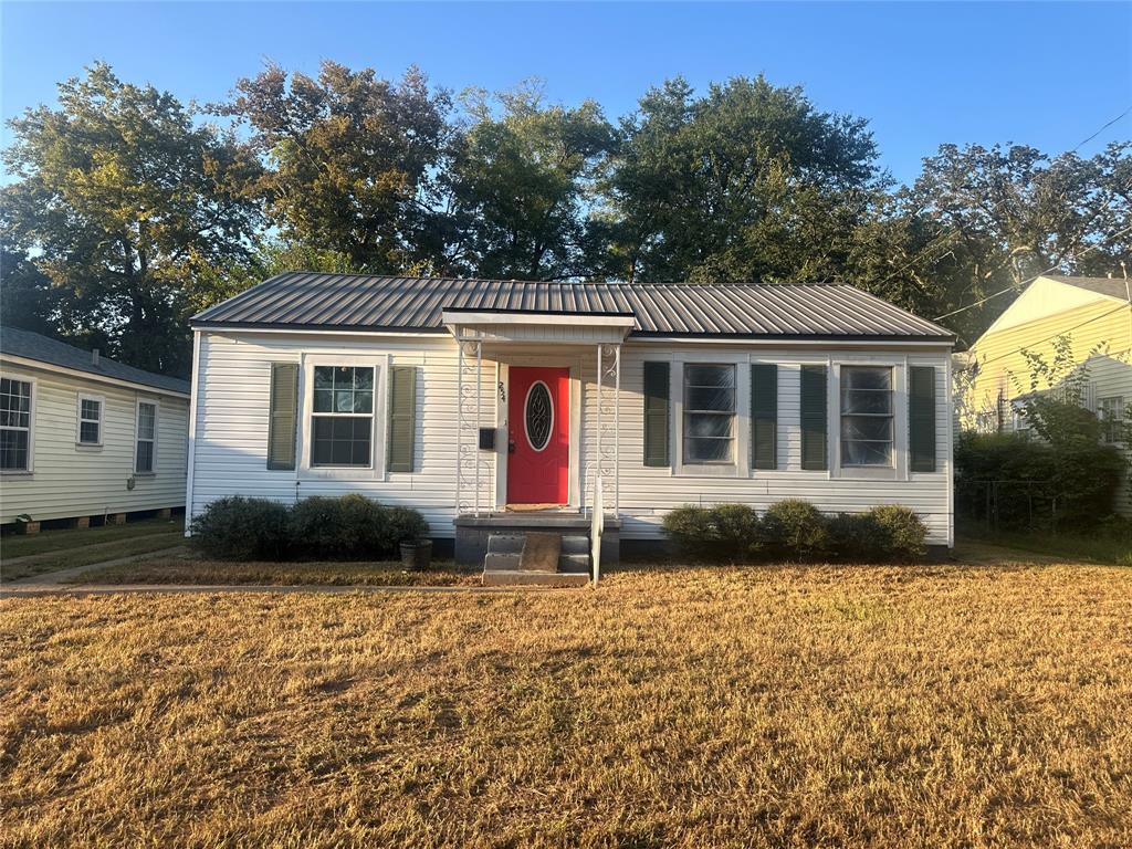 A great investment opportunity is here! Featuring fresh new paint throughout and a renovated backyard, with just a few finishing touches this home could be perfect for you or as rental income. Cute curb appeal plus low maintenance metal roof. Coming soon!
