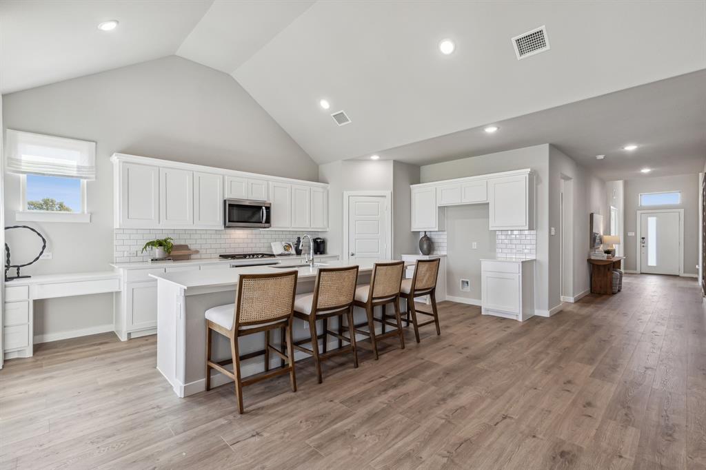 Elevon - Residential