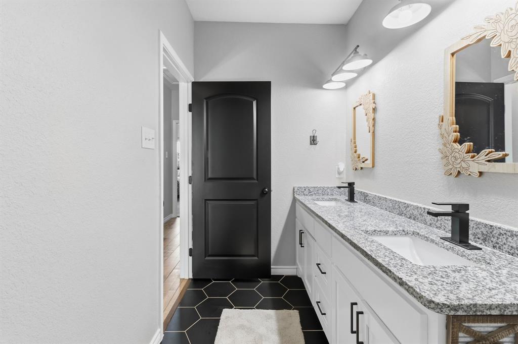 Silver Lakes Ranch - Residential