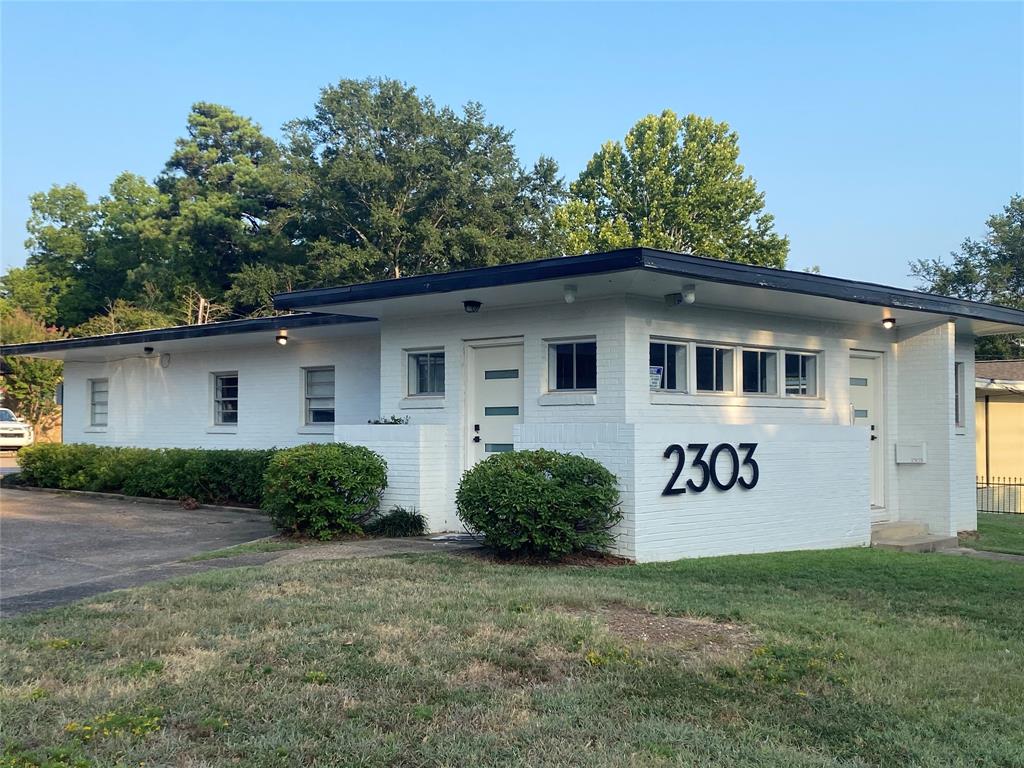 Newly renovated single tenant office building on Line Ave at Boulevard Street just North of Kings Hwy in the Historic Highland Neighborhood. Building was built as a medical clinic and continually occupied as a medical office until purchased by the Seller and completely remolded in 2023 into a architects office. Building has a large parking lot.