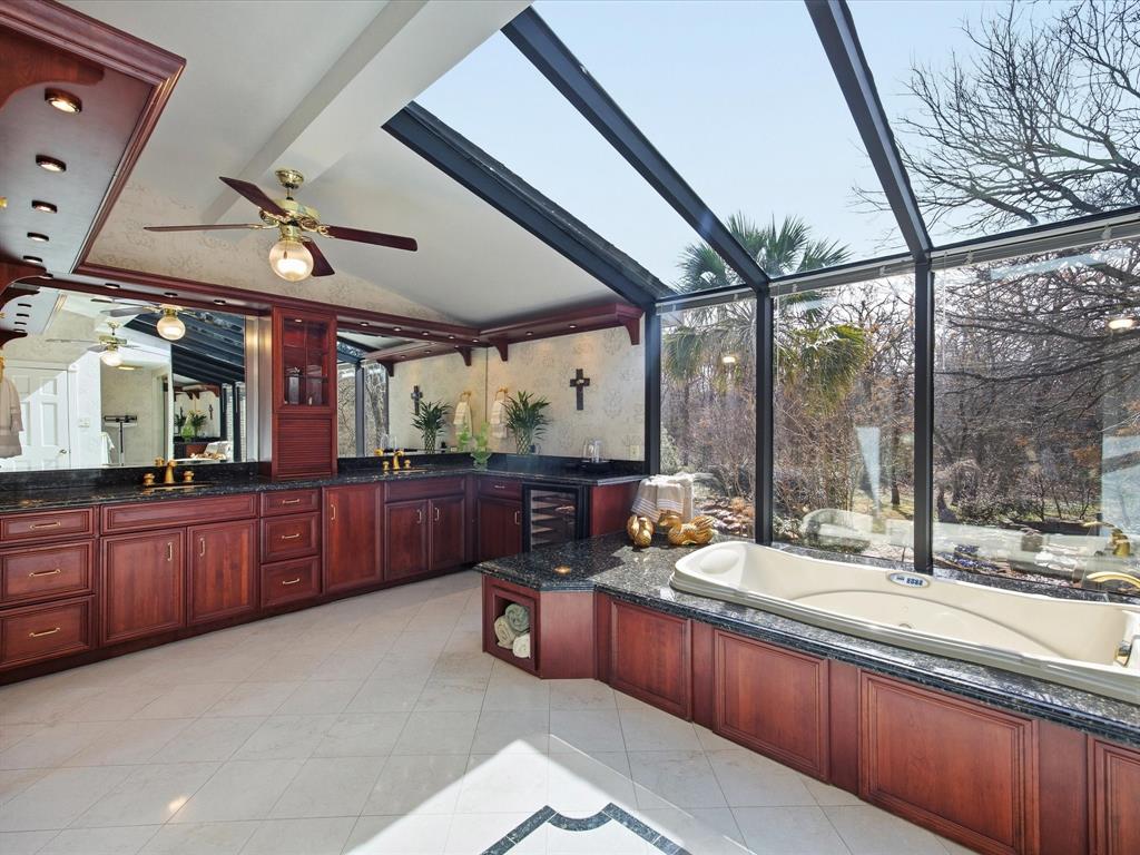 Pilot Knoll - Residential