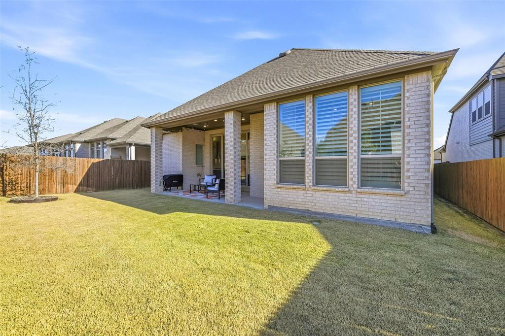 Tavolo Park Ph 4 - Residential