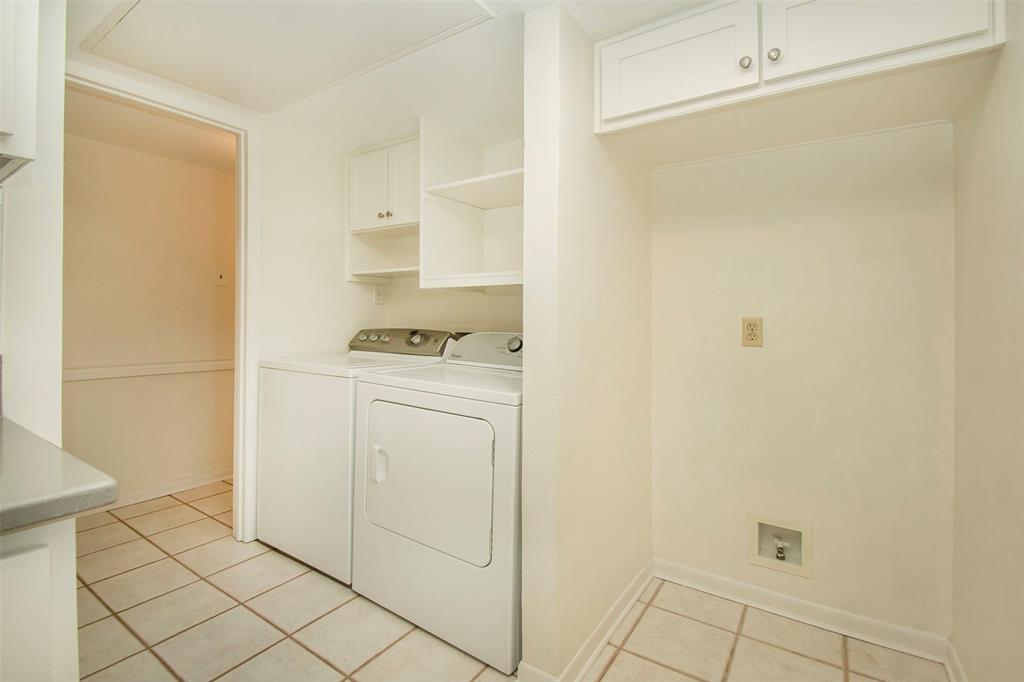 Country Place Twnhs 01 - Residential Lease