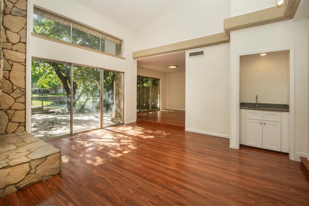 Country Place Twnhs 01 - Residential Lease