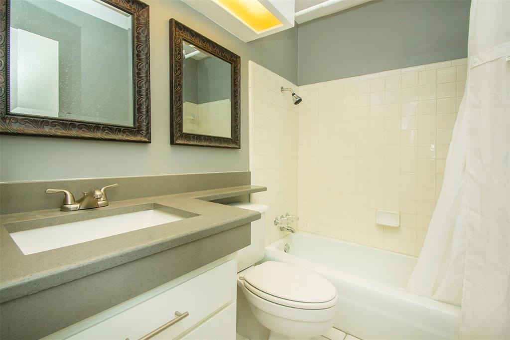 Country Place Twnhs 01 - Residential Lease