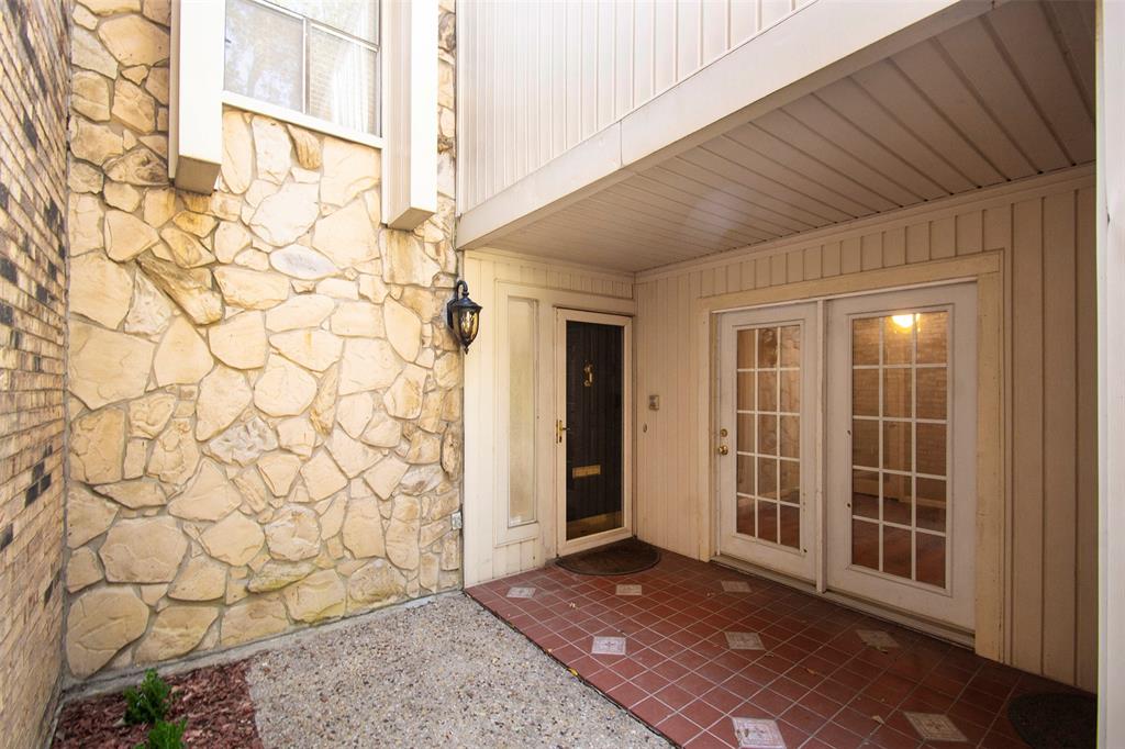 Country Place Twnhs 01 - Residential Lease