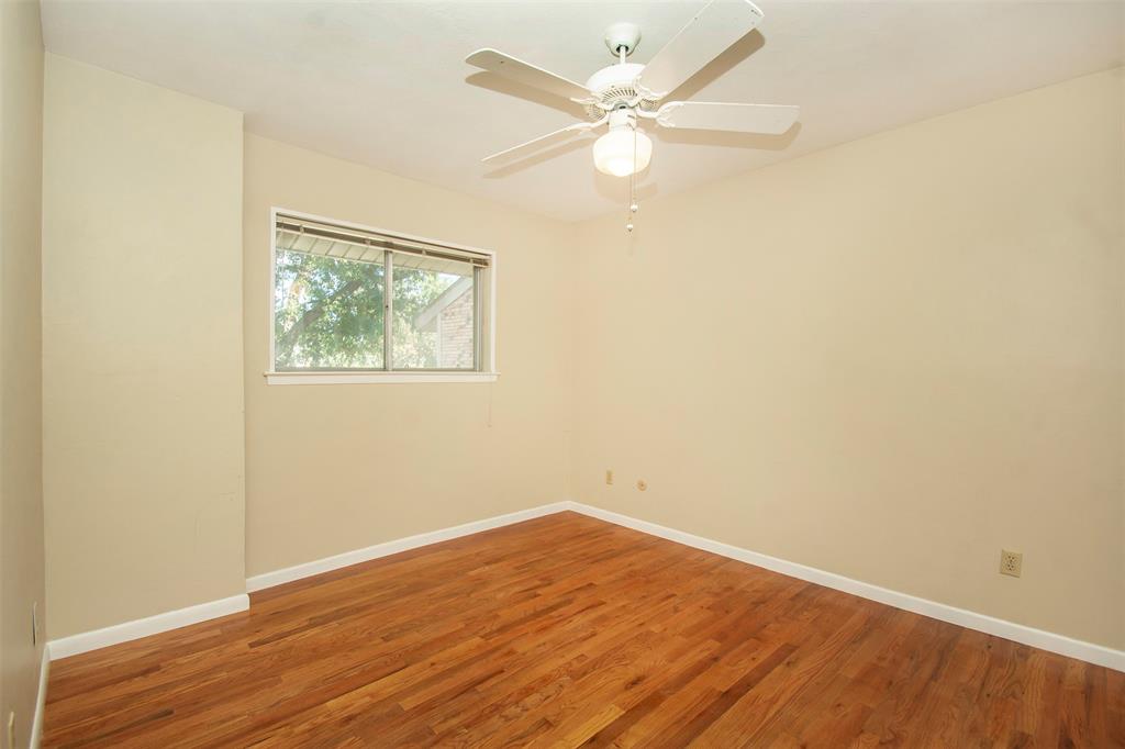 Country Place Twnhs 01 - Residential Lease