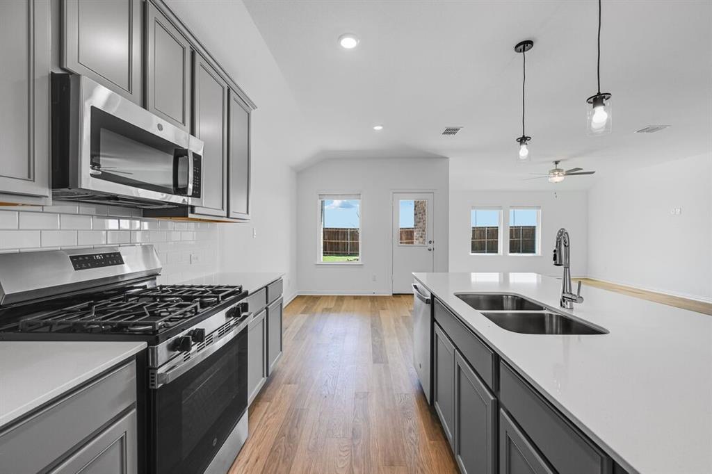 Parks at Foster Crossing - Residential